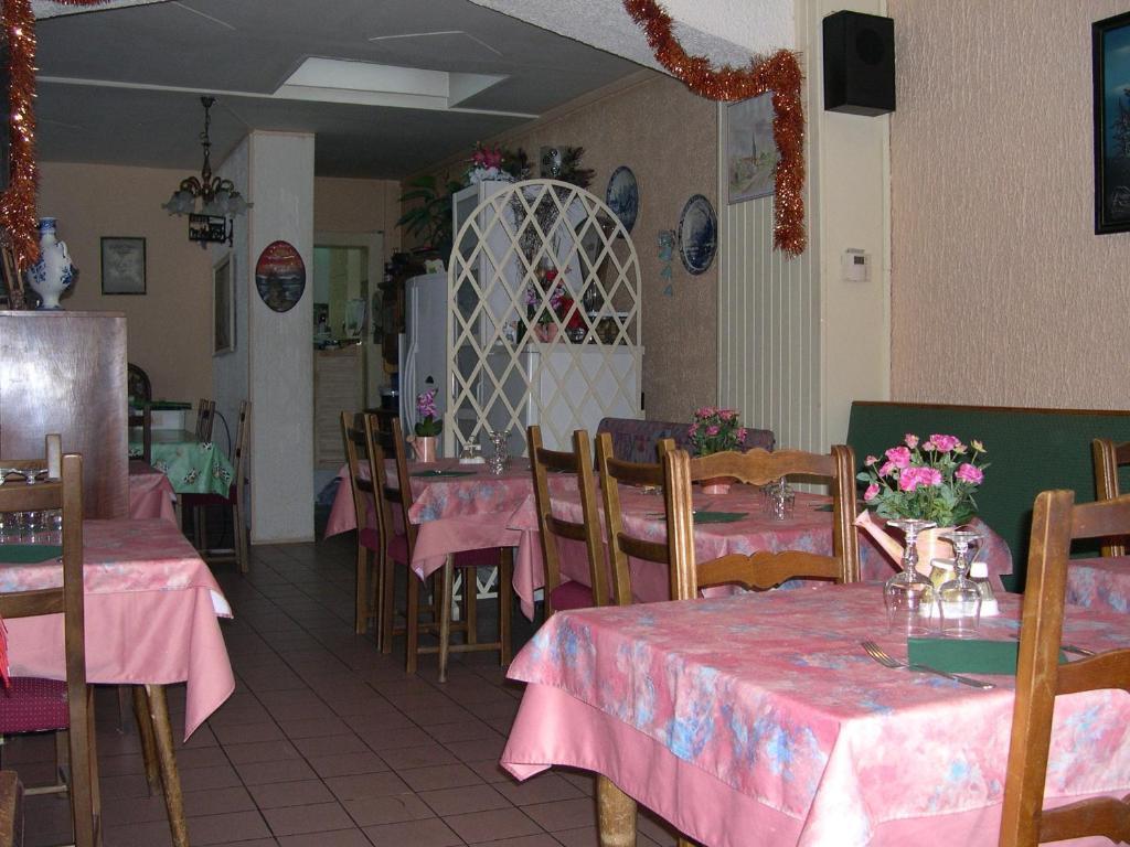 Hotel Restaurant De La Poste A Gérardmer Extérieur photo