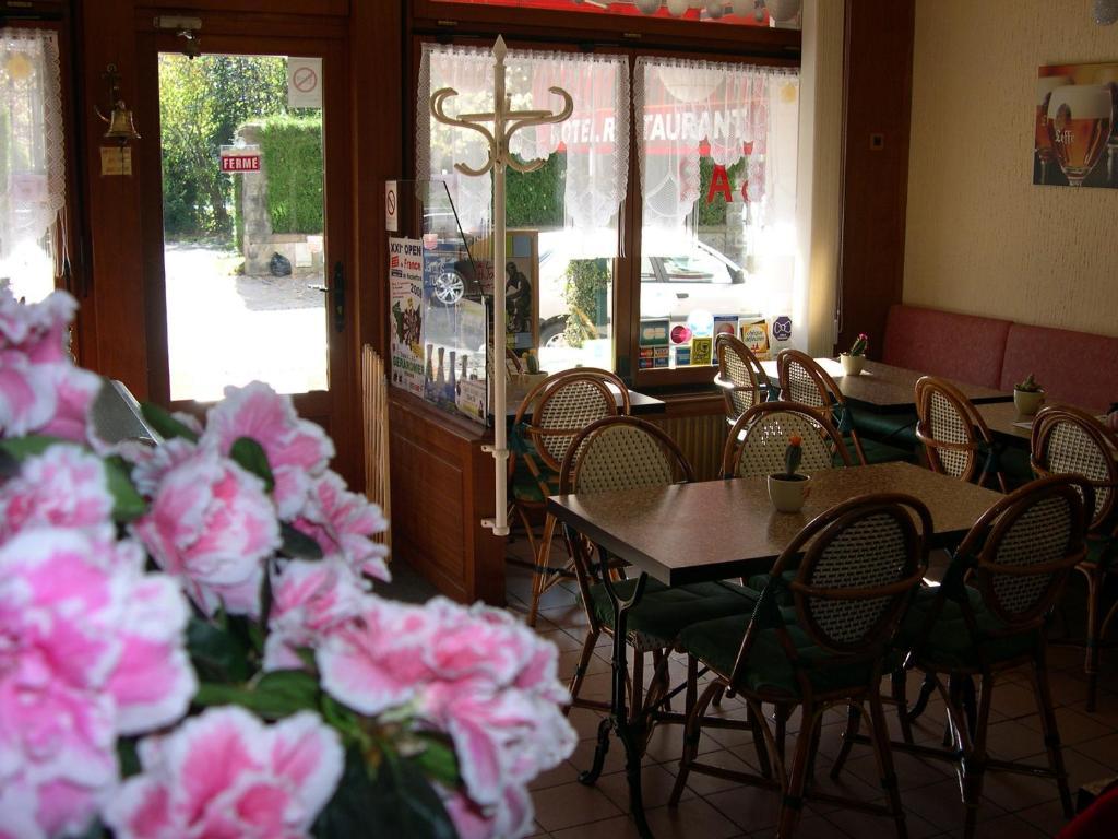 Hotel Restaurant De La Poste A Gérardmer Extérieur photo